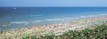 Hotel Ideal Bianchini Riccione 3*,